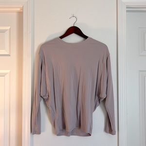 Lululemon lavendar longer sleeve